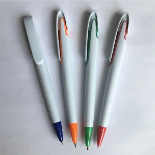 Care este procesul de fabricație al unui stilou din plastic?